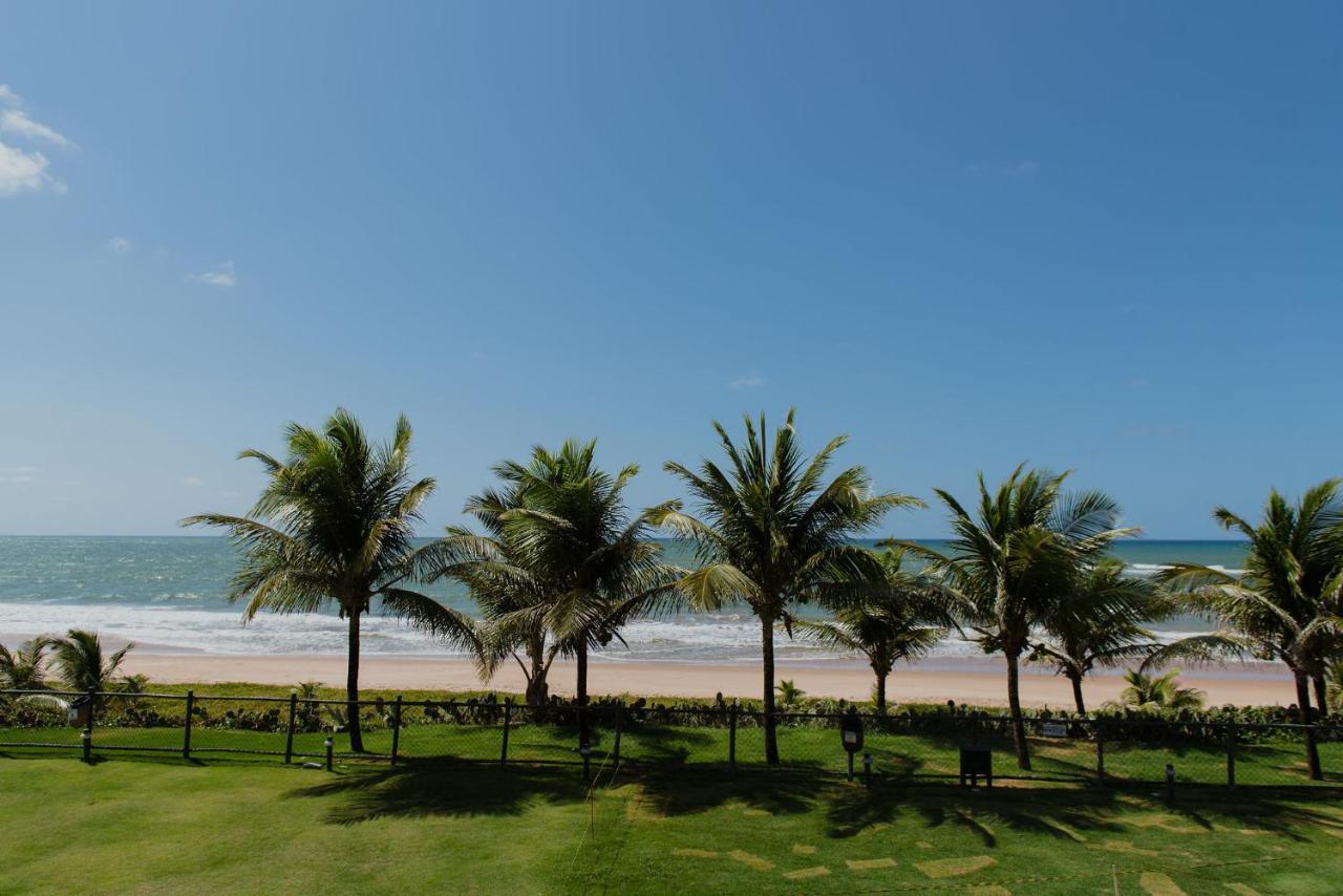 Flat Guarajuba Beira Da Praia Pe Na Areia Luaran gambar