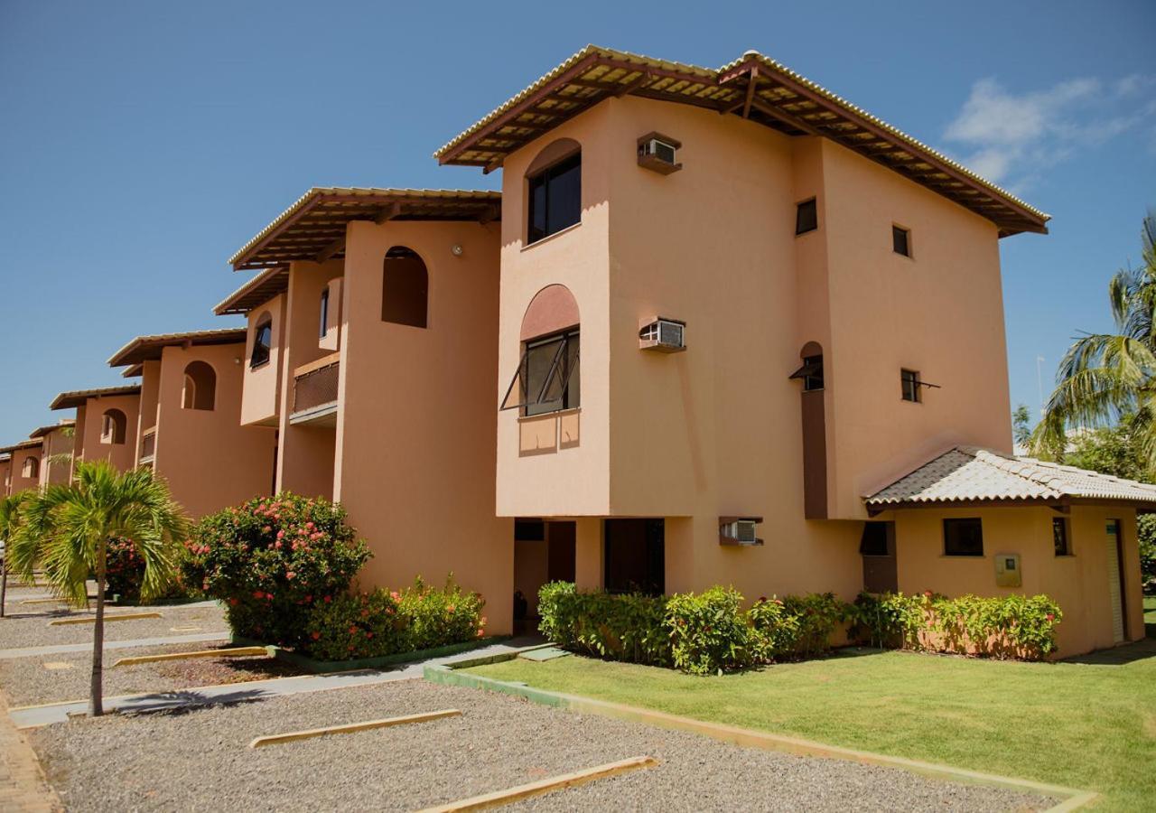 Flat Guarajuba Beira Da Praia Pe Na Areia Luaran gambar